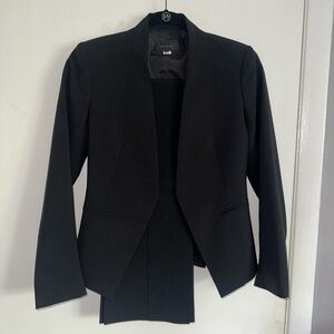 Theory Classic Black Women's suit